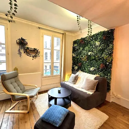 Bienvenue Dans La Jungle Apartment Dreux Exterior photo
